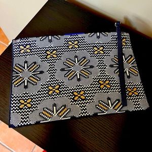 RARE Rothy’s clutch